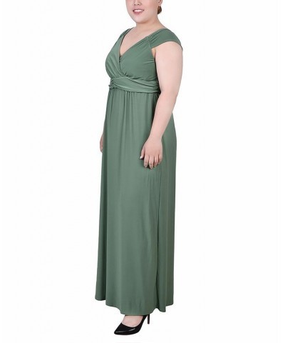 Plus Size Ruched Empire Maxi Dress Green $22.42 Dresses