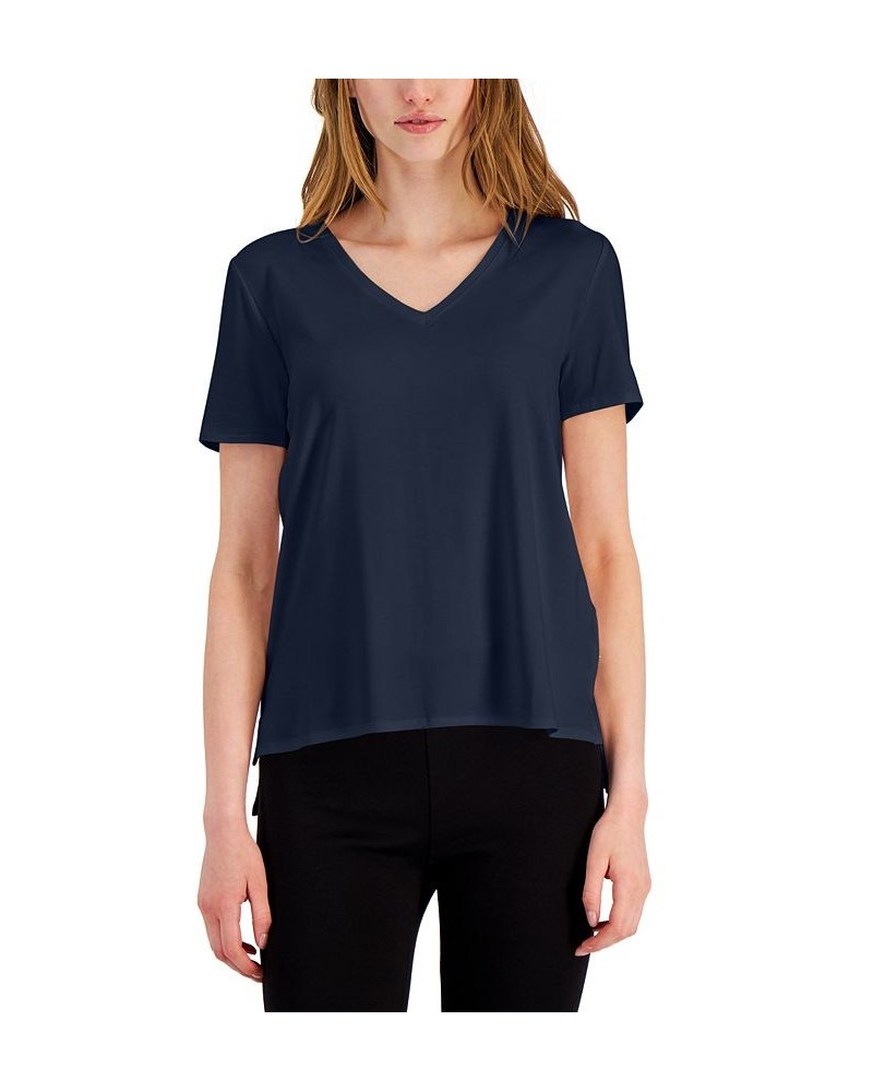 Women's V-Neck T-Shirt Blue $15.39 Tops