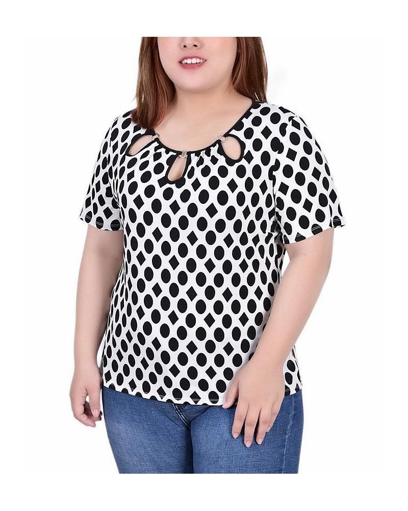 Plus Size Short Sleeve with Ring Details Top Circles And Diamonds $16.28 Tops