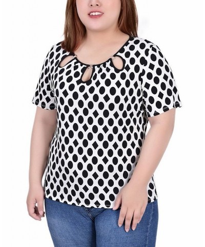 Plus Size Short Sleeve with Ring Details Top Circles And Diamonds $16.28 Tops