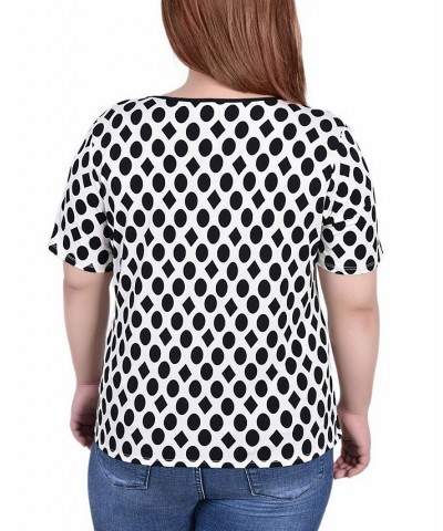 Plus Size Short Sleeve with Ring Details Top Circles And Diamonds $16.28 Tops