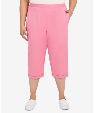 Plus Size Sweet Cut Out Capri Pants Pink $27.31 Pants