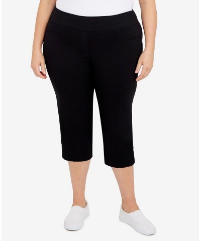 Plus Size Essentials Solid Pull-On Capri Pants with Detailed Split Hem Black $20.93 Pants