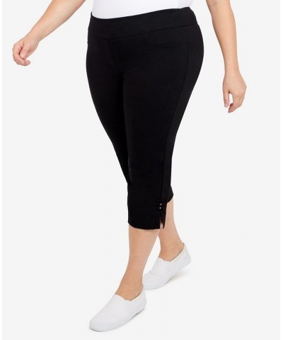 Plus Size Essentials Solid Pull-On Capri Pants with Detailed Split Hem Black $20.93 Pants